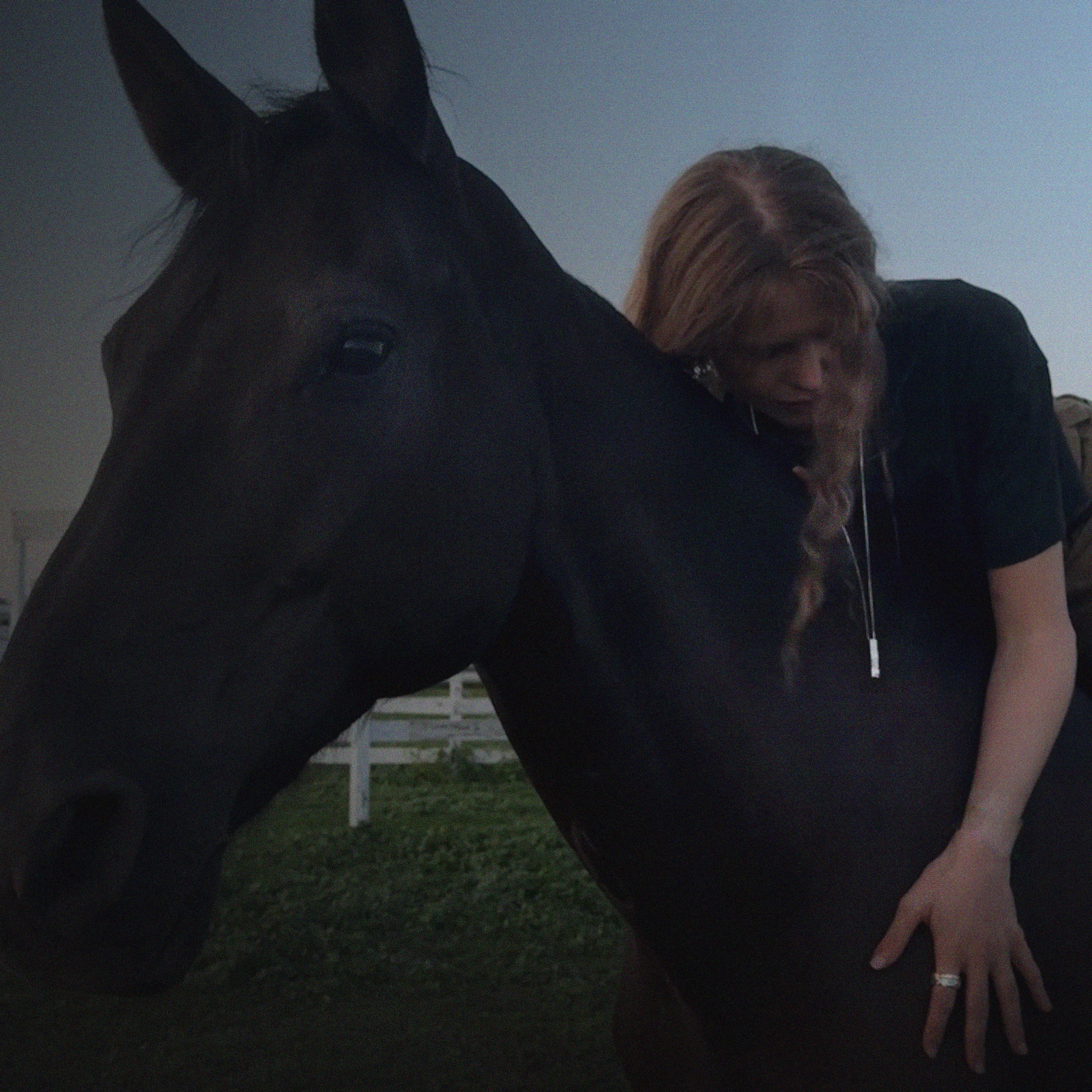 MEMORY LYRA NECKLACE